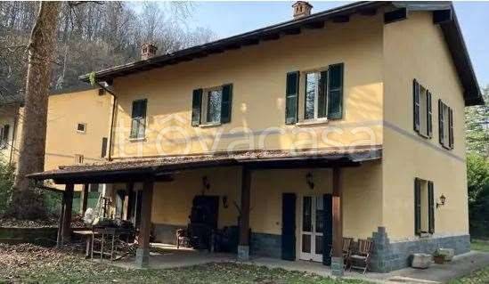 casa indipendente in vendita a Carate Brianza