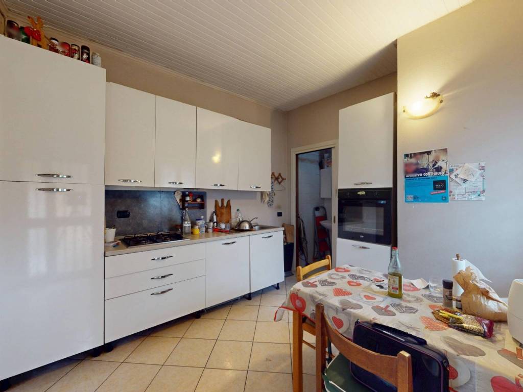appartamento in vendita a Carate Brianza
