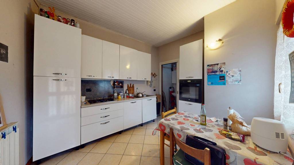 appartamento in vendita a Carate Brianza