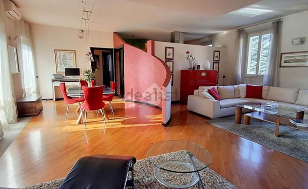 appartamento in vendita a Carate Brianza