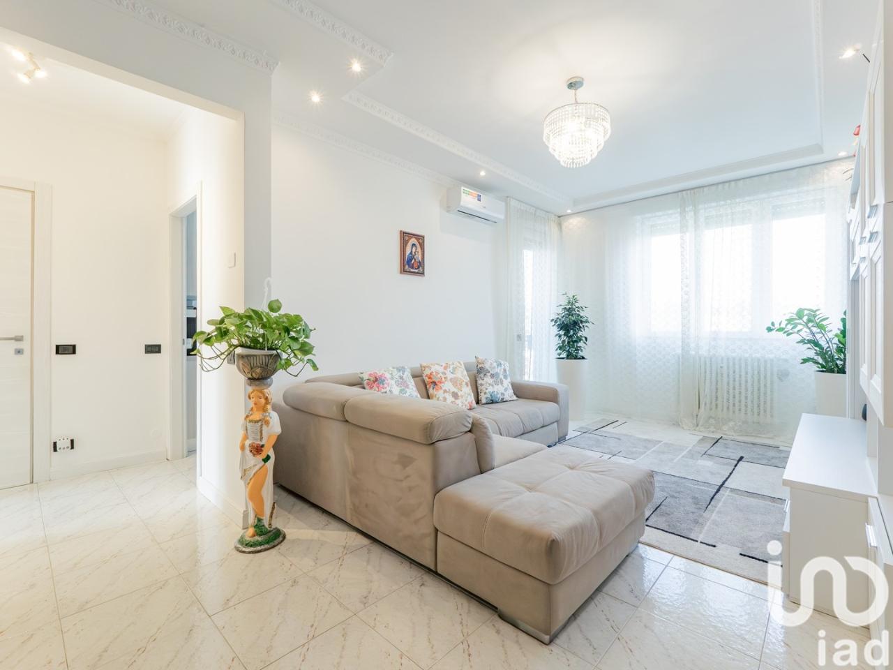 appartamento in vendita a Carate Brianza