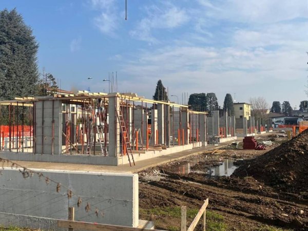 casa indipendente in vendita a Carate Brianza