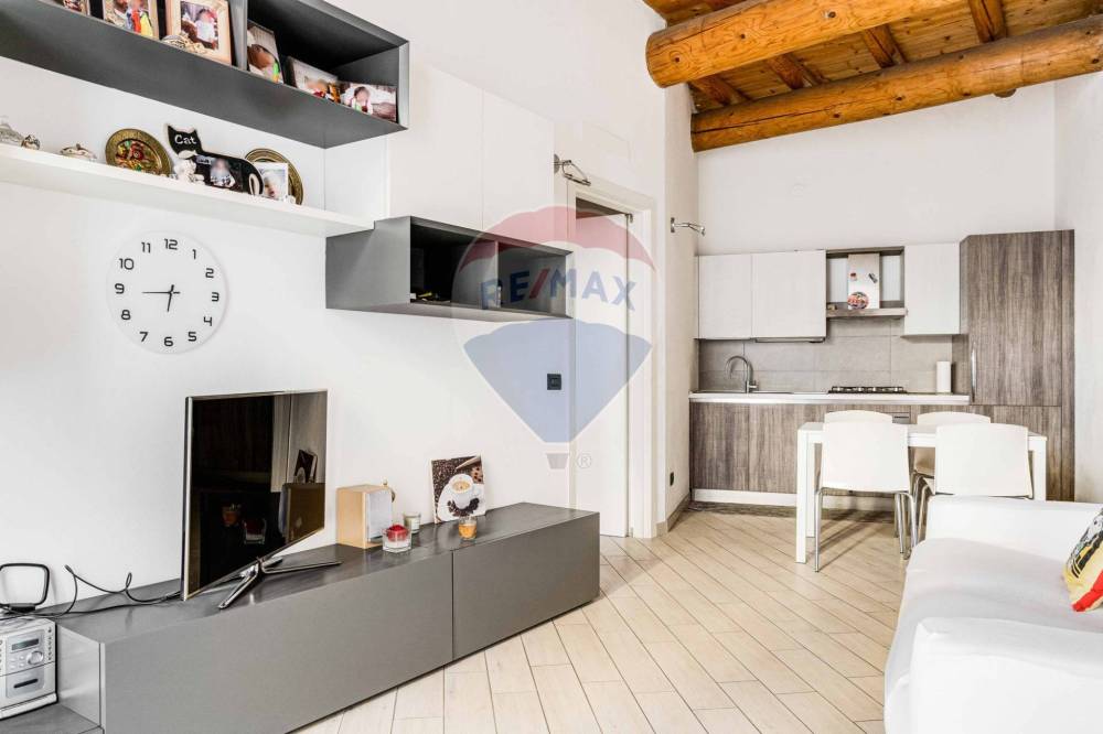 appartamento in vendita a Carate Brianza