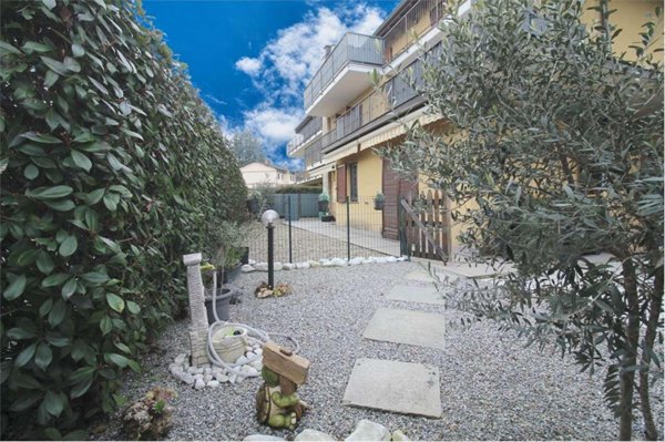 appartamento in vendita a Carate Brianza