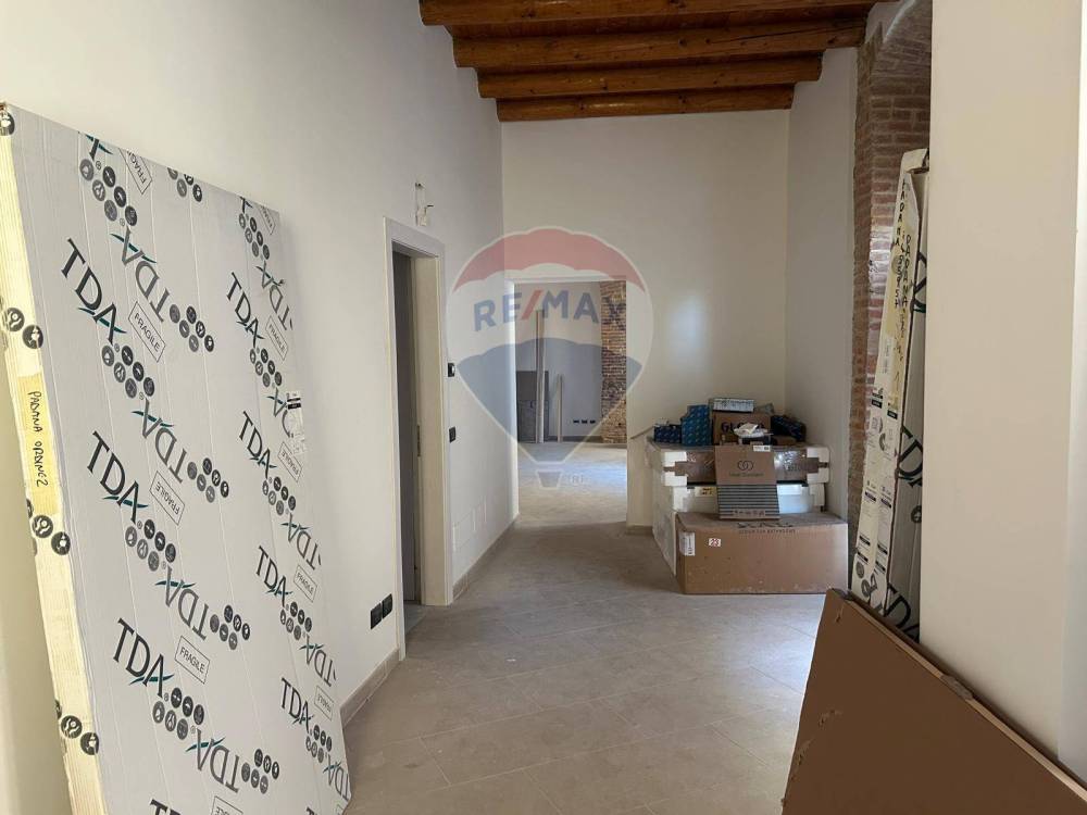 ufficio in vendita a Carate Brianza