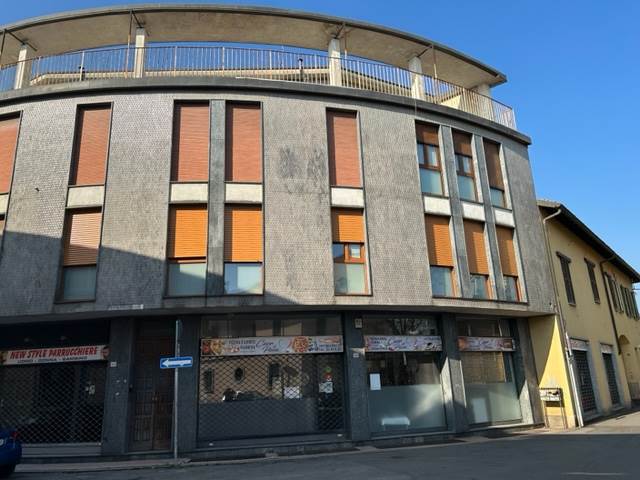 appartamento in vendita a Carate Brianza