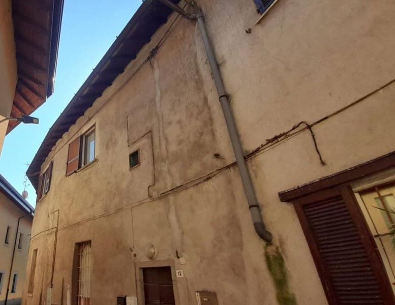 appartamento in vendita a Carate Brianza