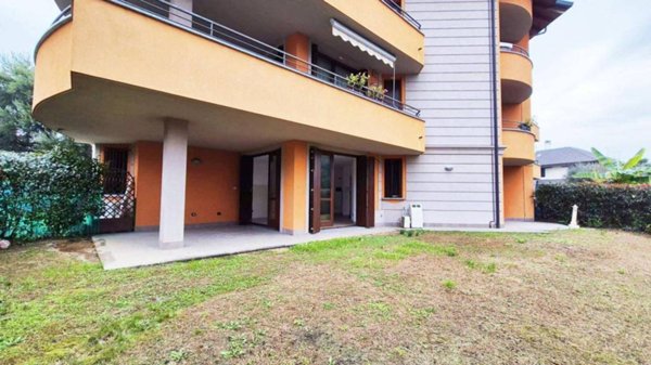appartamento in vendita a Carate Brianza