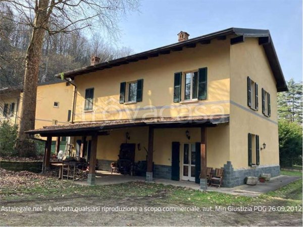 casa indipendente in vendita a Carate Brianza