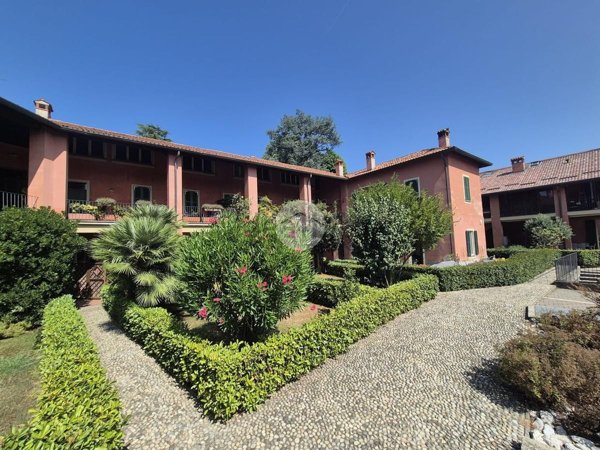 appartamento in vendita a Carate Brianza