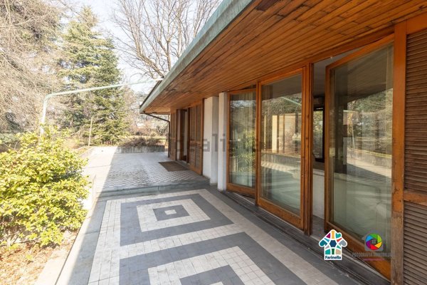 casa indipendente in vendita a Carate Brianza