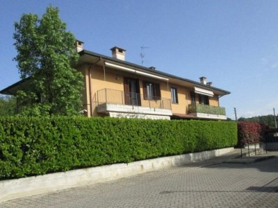 appartamento in vendita a Carate Brianza