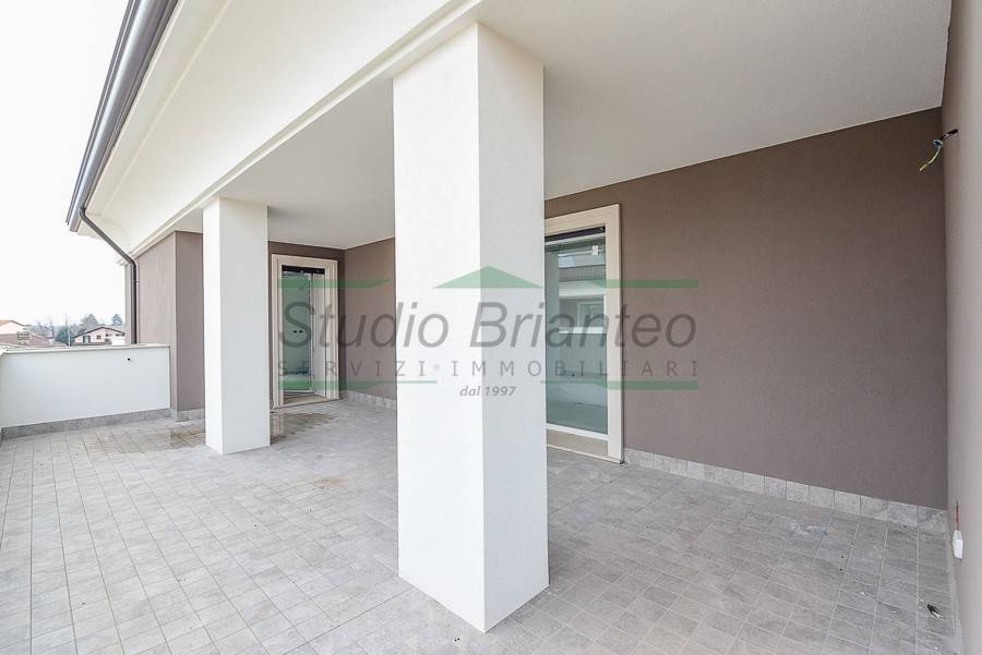 appartamento in vendita a Carate Brianza