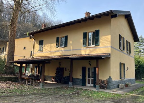 casa indipendente in vendita a Carate Brianza