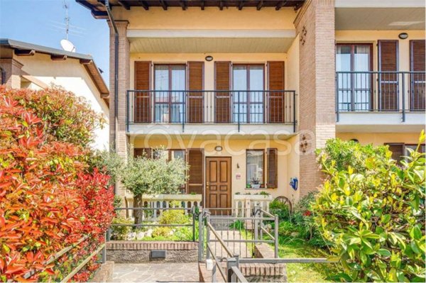 casa indipendente in vendita a Carate Brianza