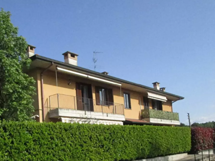 appartamento in vendita a Carate Brianza