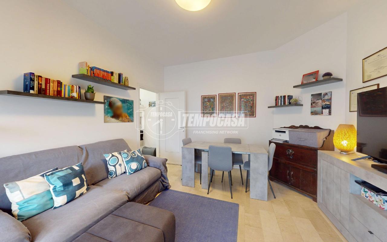 appartamento in vendita a Carate Brianza