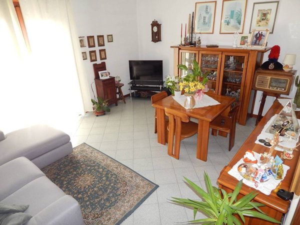appartamento in vendita a Carate Brianza