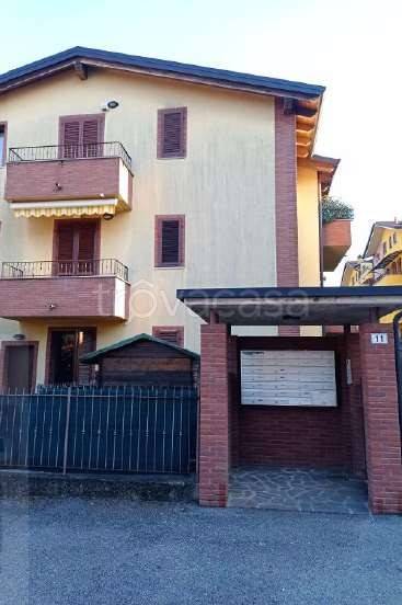 appartamento in vendita a Carate Brianza