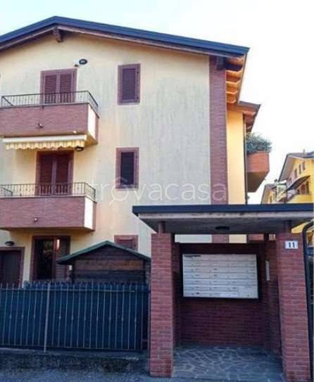 appartamento in vendita a Carate Brianza