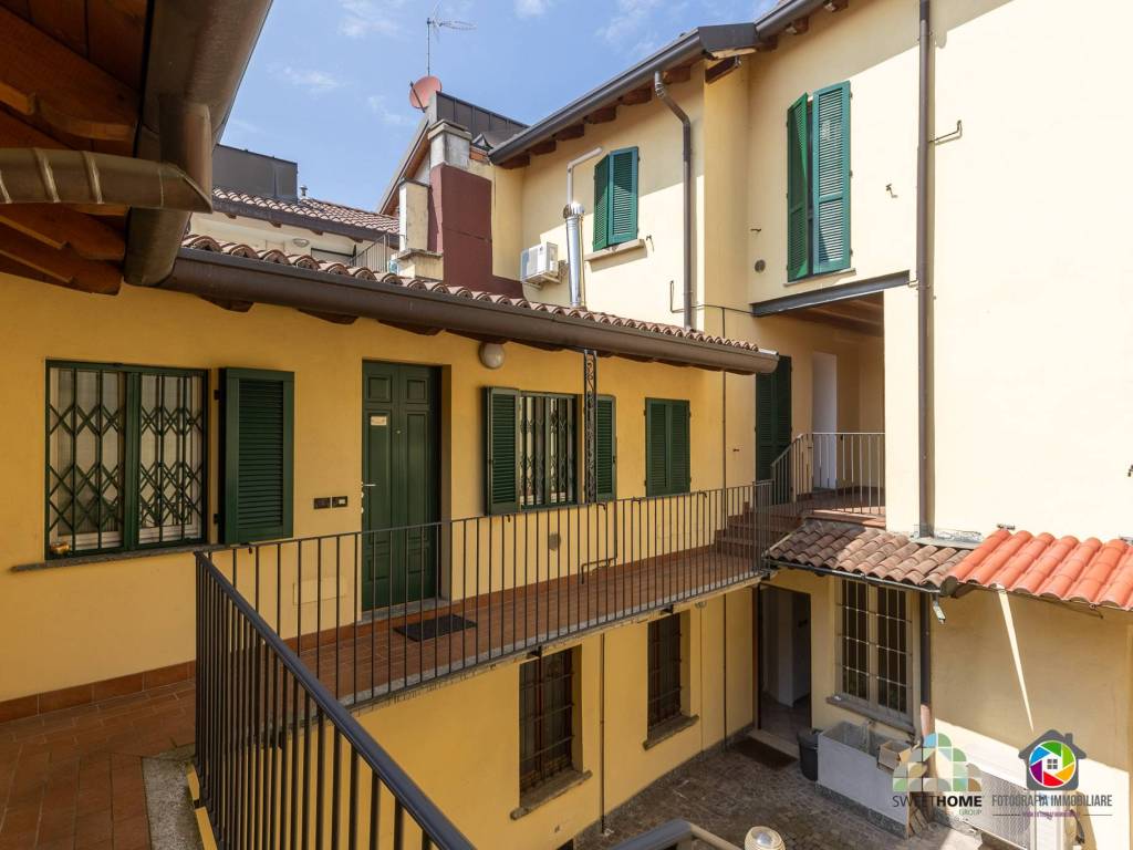 appartamento in vendita a Carate Brianza