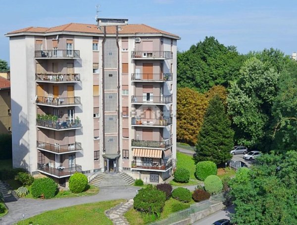 appartamento in vendita a Carate Brianza
