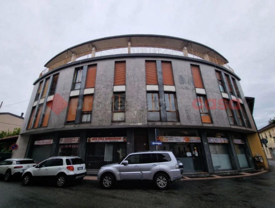 appartamento in vendita a Carate Brianza