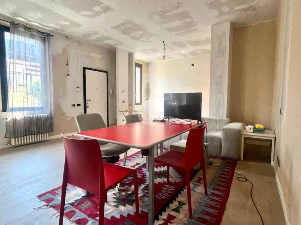 casa indipendente in vendita a Carate Brianza