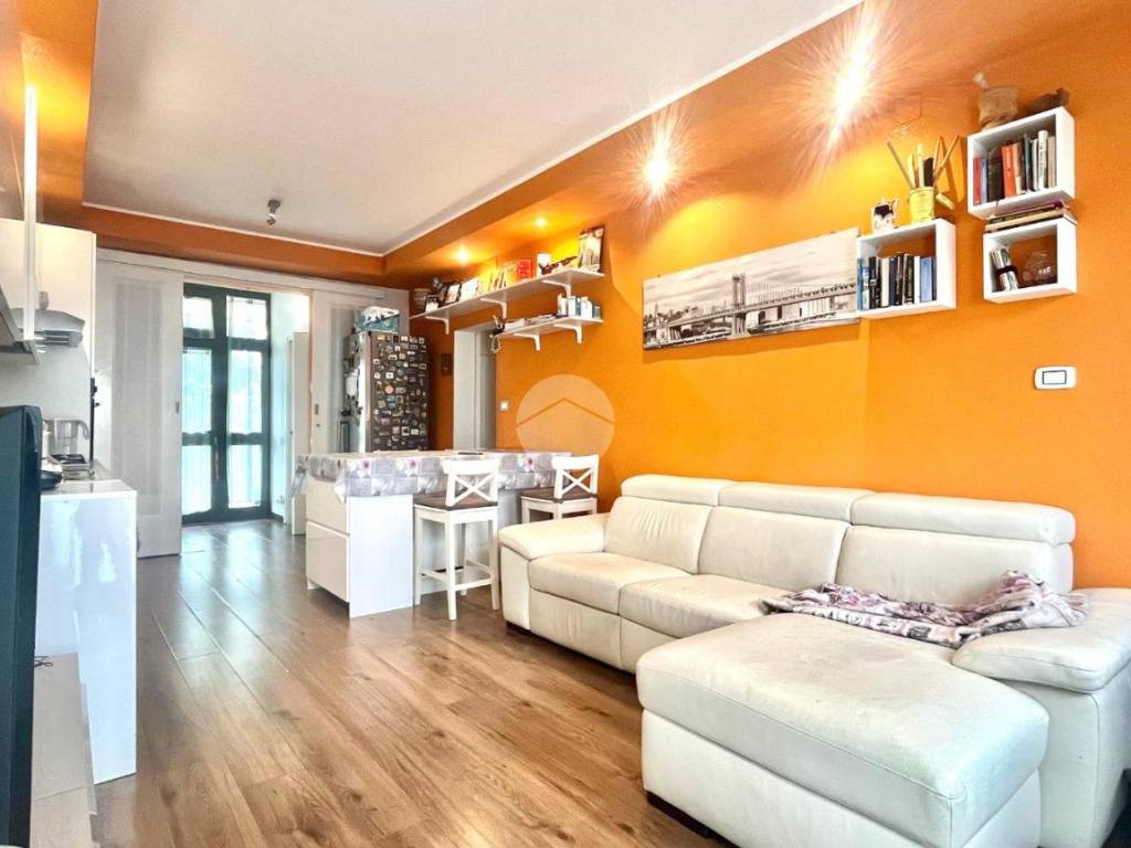 appartamento in vendita a Carate Brianza