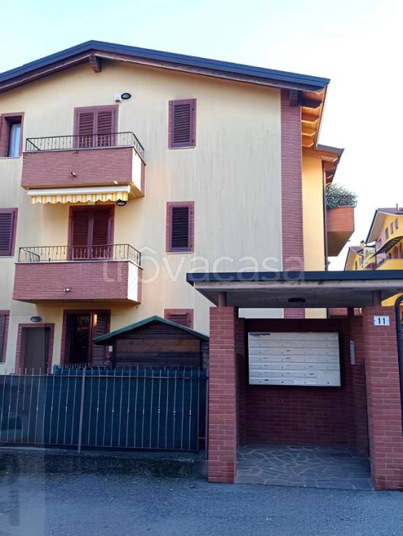 appartamento in vendita a Carate Brianza