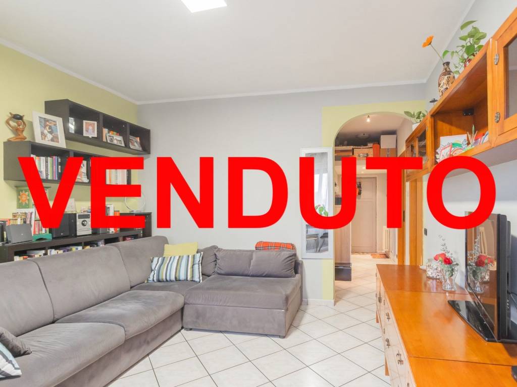 appartamento in vendita a Carate Brianza