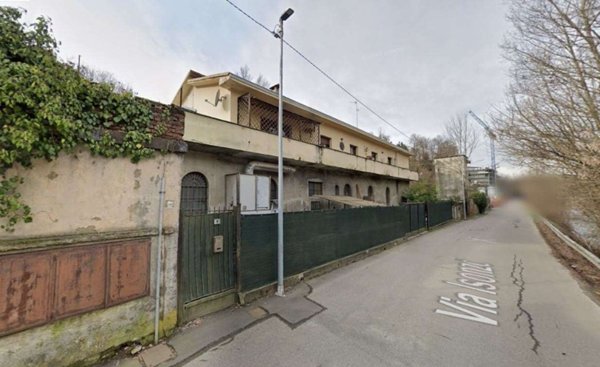 negozio in vendita a Carate Brianza