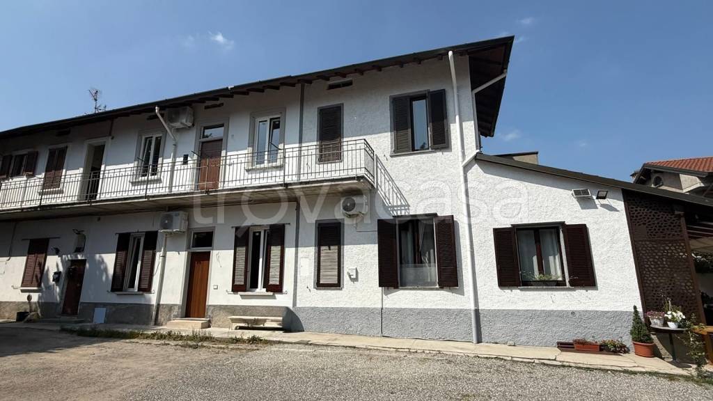 appartamento in vendita a Carate Brianza