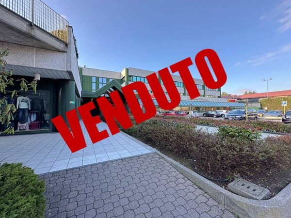 attico in vendita a Carate Brianza