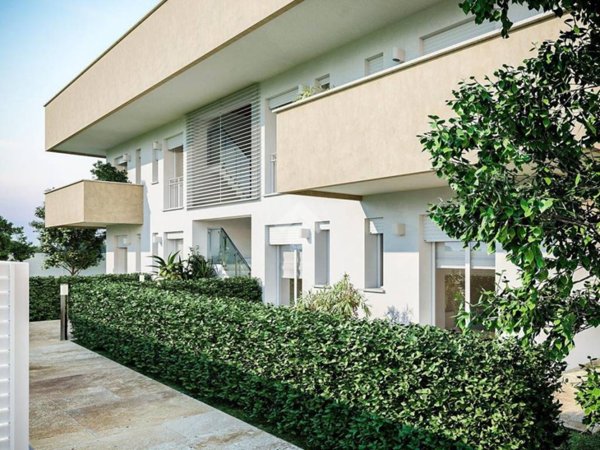 appartamento in vendita a Carate Brianza