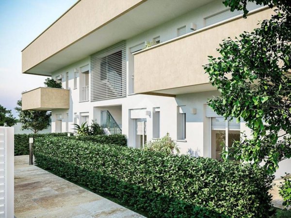 appartamento in vendita a Carate Brianza