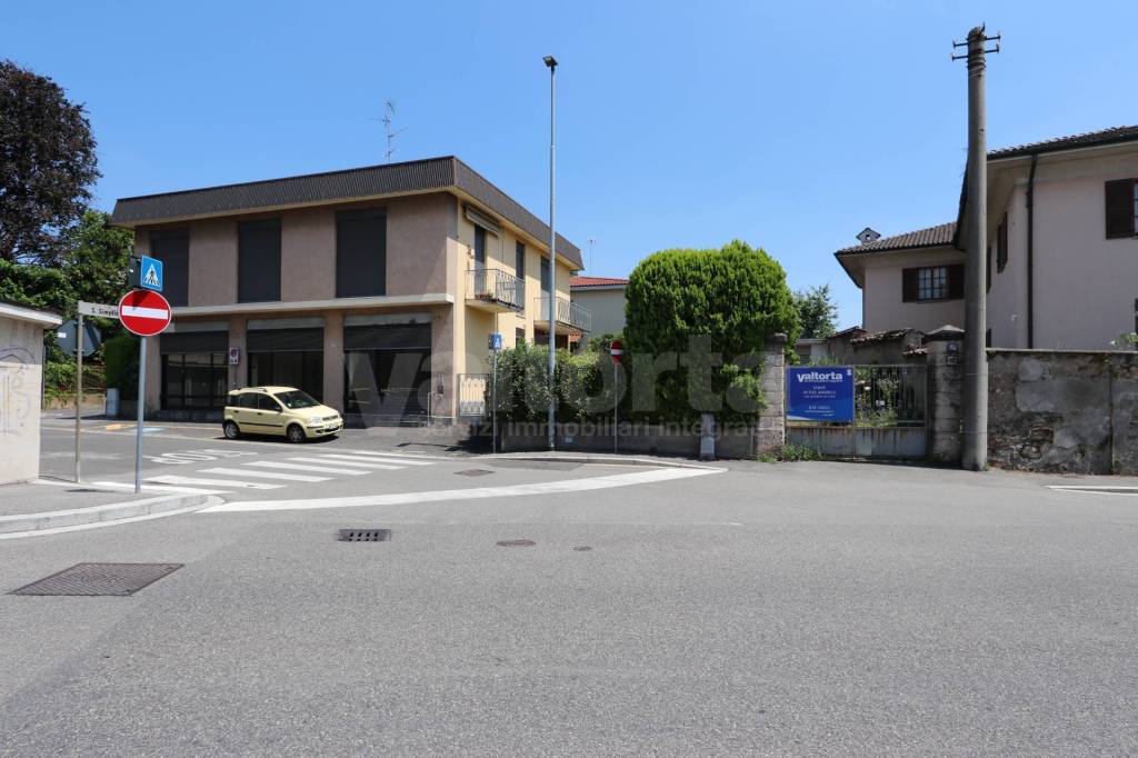 casa indipendente in vendita a Carate Brianza