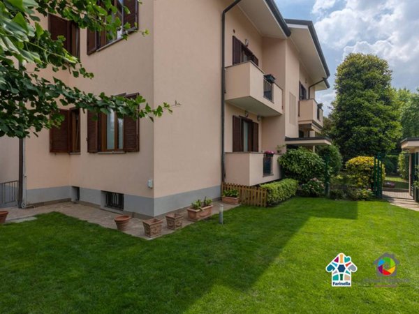 appartamento in vendita a Carate Brianza