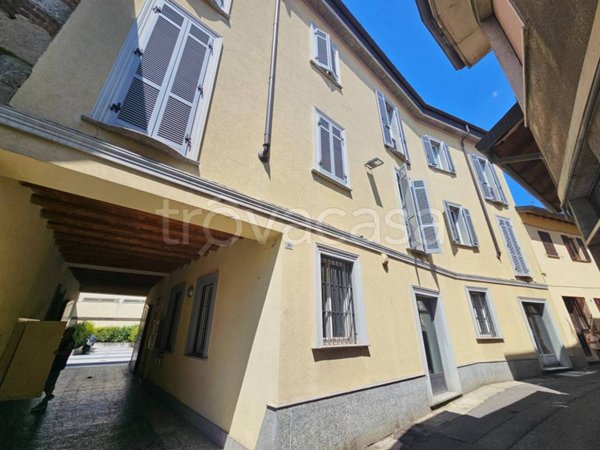 appartamento in vendita a Carate Brianza