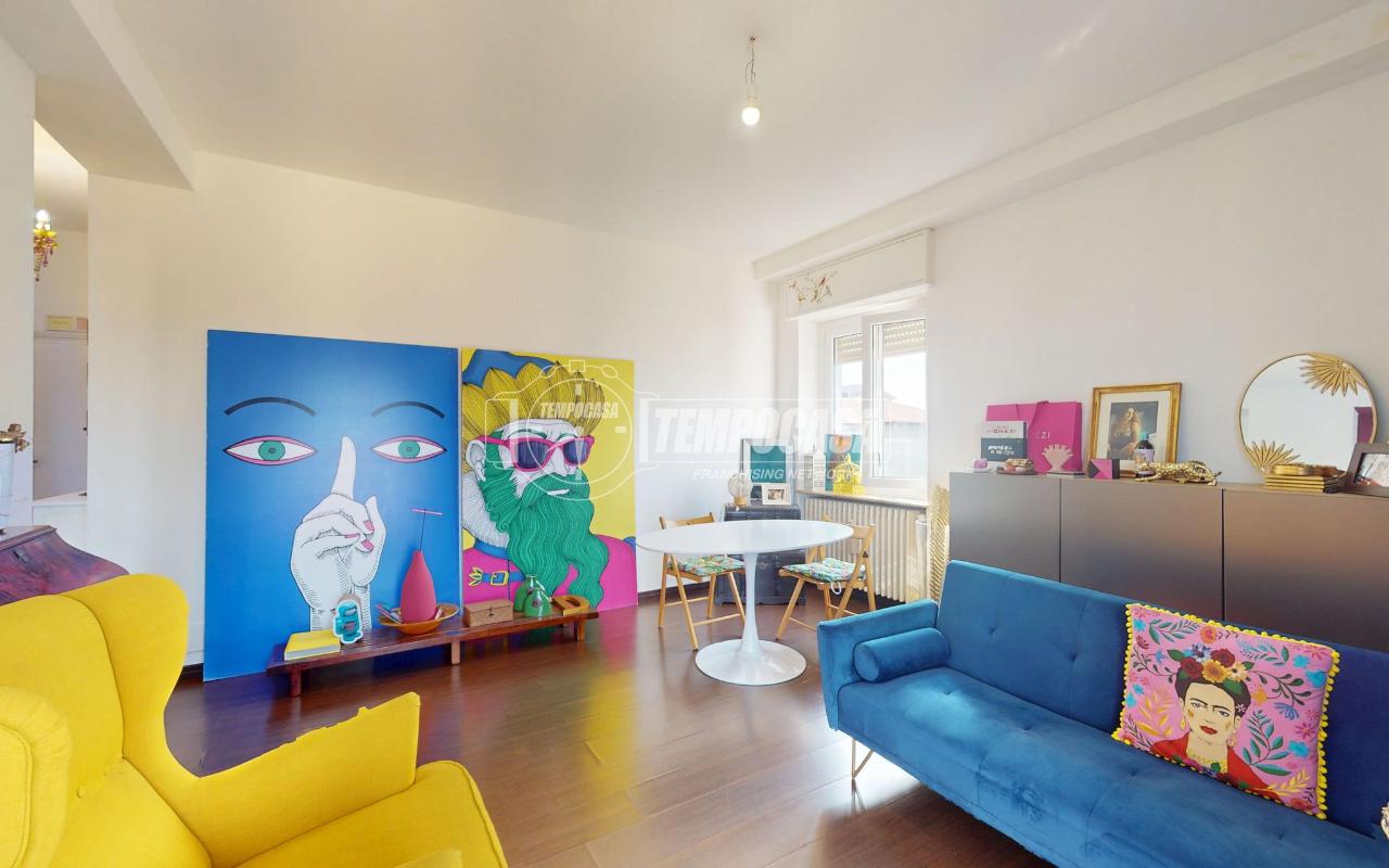 appartamento in vendita a Carate Brianza