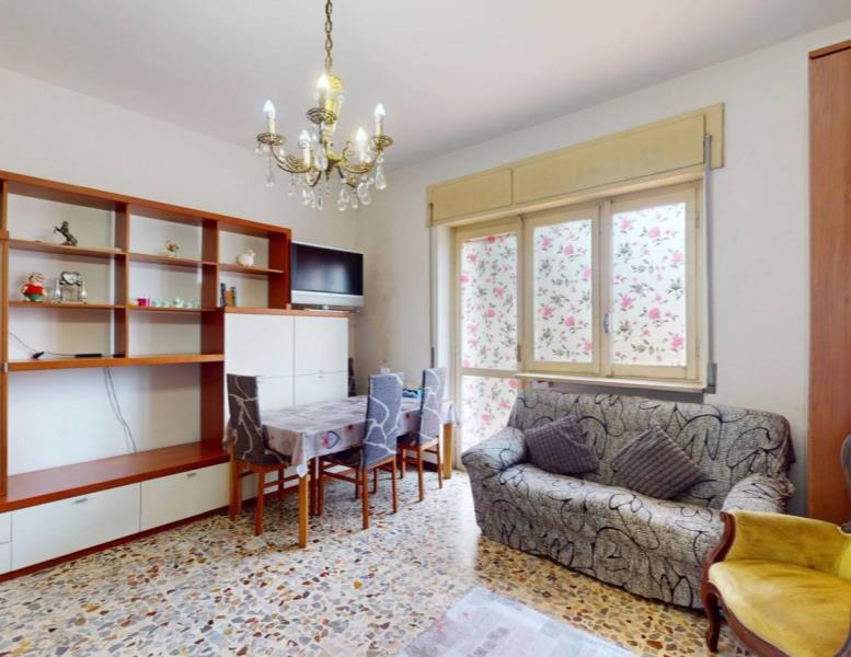 appartamento in vendita a Carate Brianza