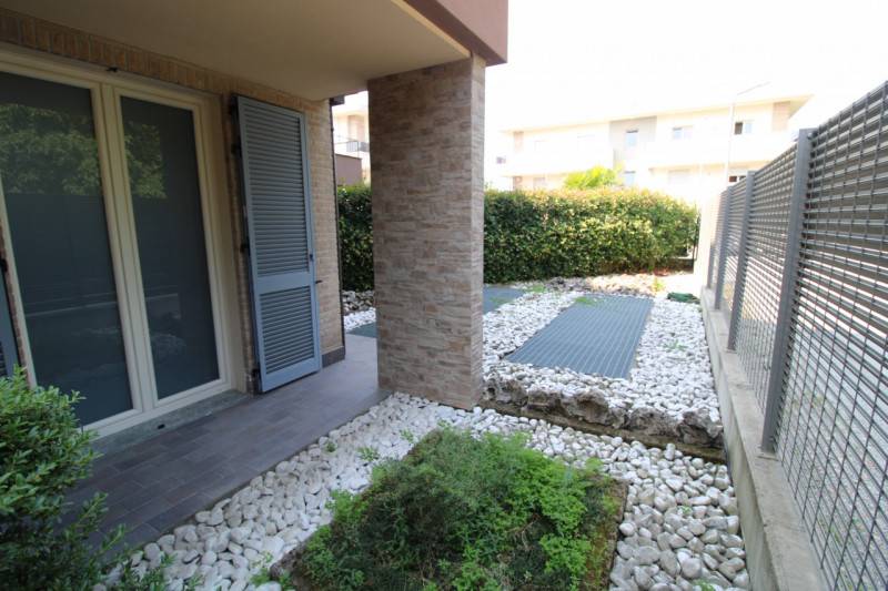 appartamento in vendita a Carate Brianza