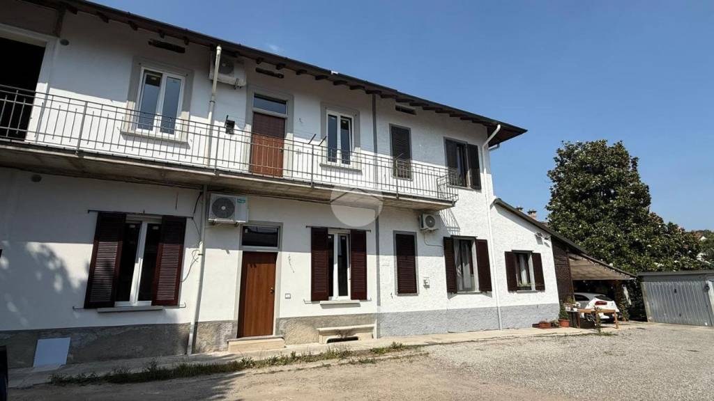 appartamento in vendita a Carate Brianza