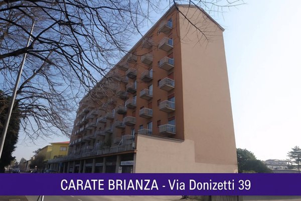 appartamento in vendita a Carate Brianza