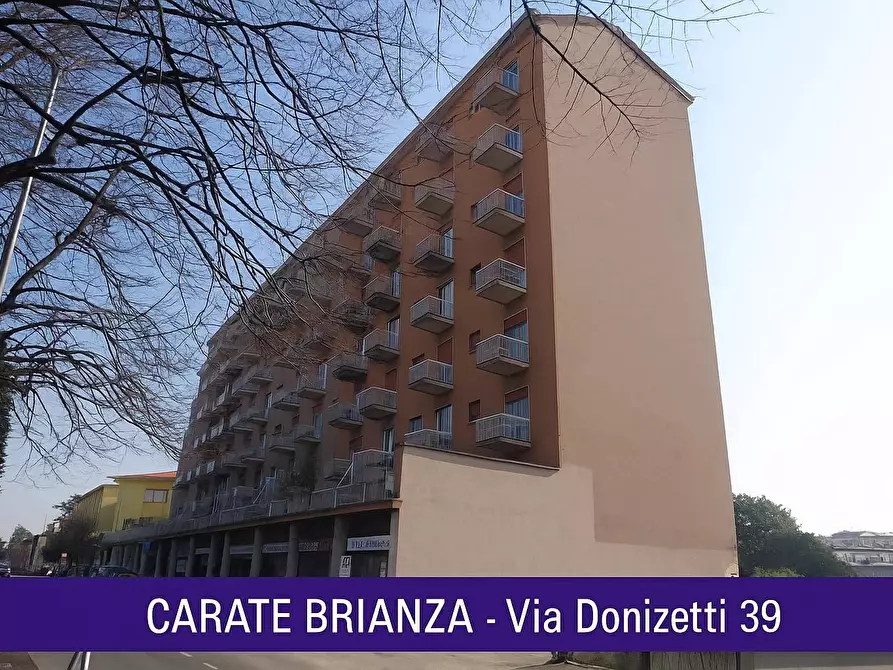 appartamento in vendita a Carate Brianza