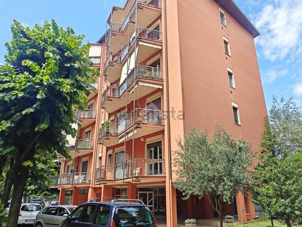 appartamento in vendita a Carate Brianza