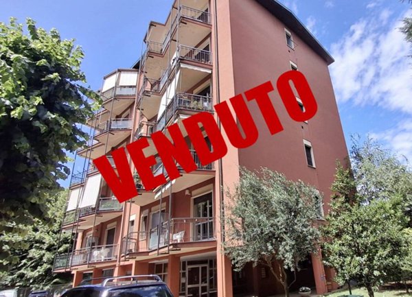 appartamento in vendita a Carate Brianza