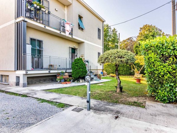appartamento in vendita a Carate Brianza