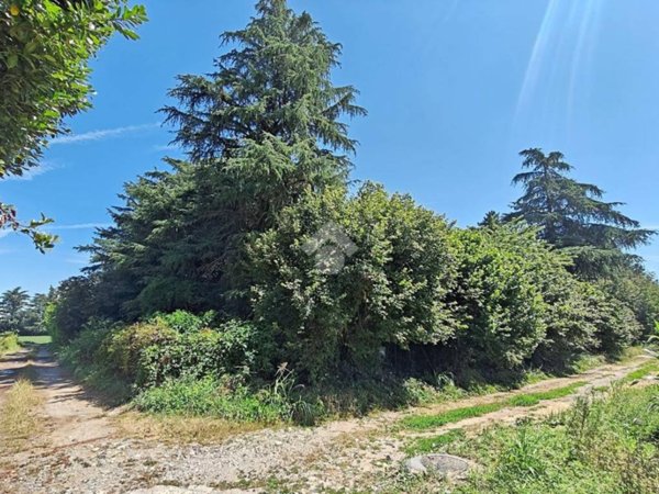 terreno edificabile in vendita a Carate Brianza