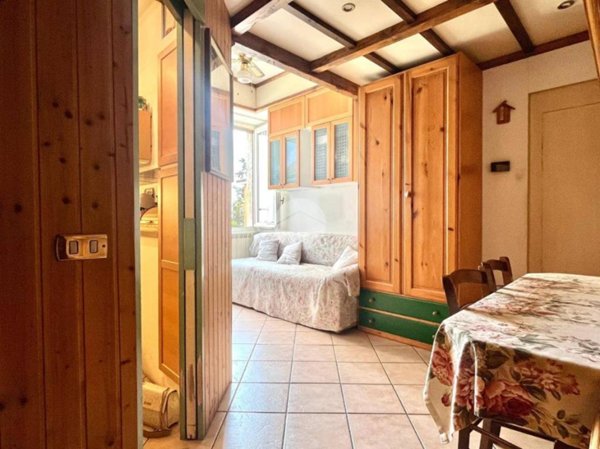 appartamento in vendita a Carate Brianza